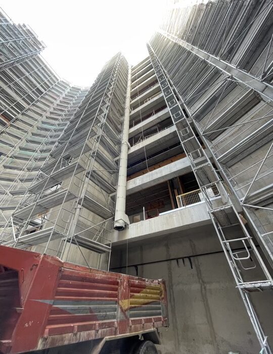 how metal debris chutes improve construction site safety efficiency